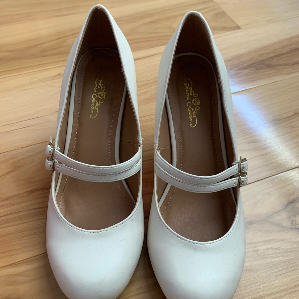 Impulse purchase. Wore once. Cute shoes but they just sit in my closet